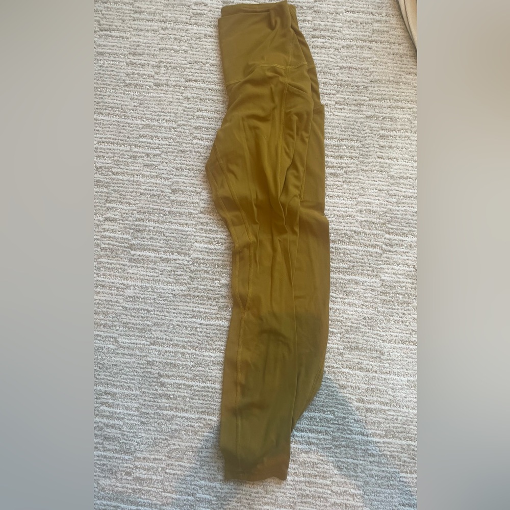 Lululemon leggings